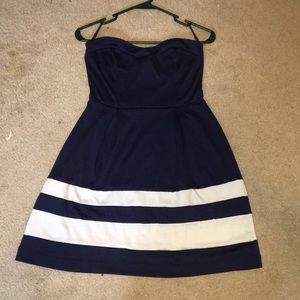 Strapless dress